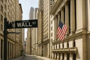 Wall Street salută perspectiva reducerii dobânzilor, dar spectrul stagflaţiei planează